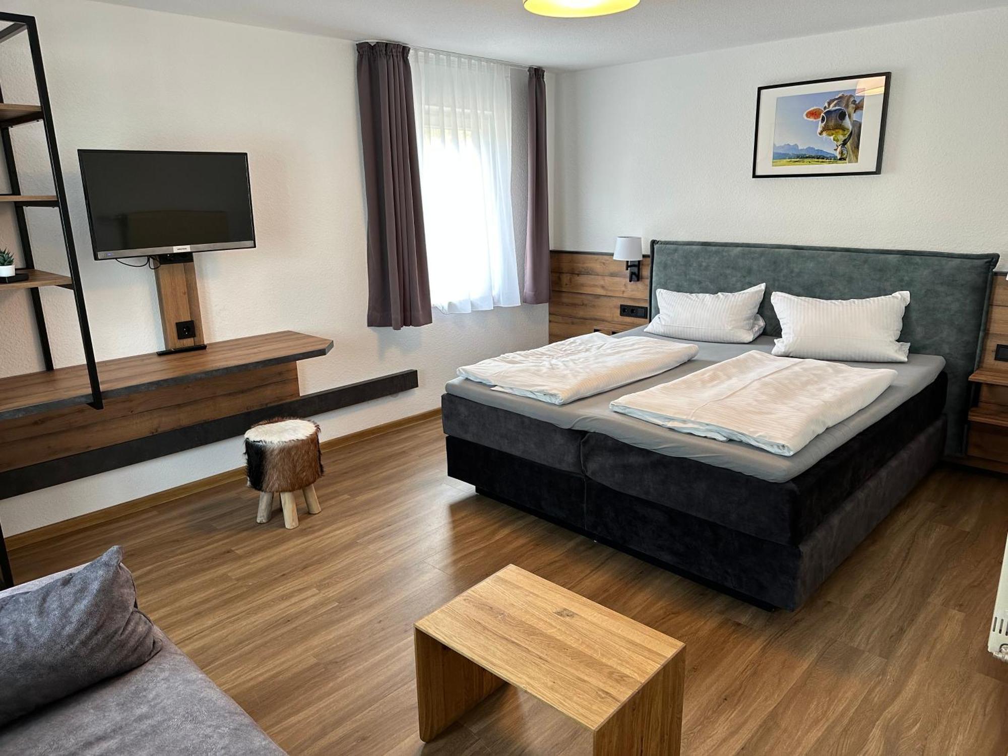 Zum Bayrischen Wirt Hotel Maierhofen  Bagian luar foto